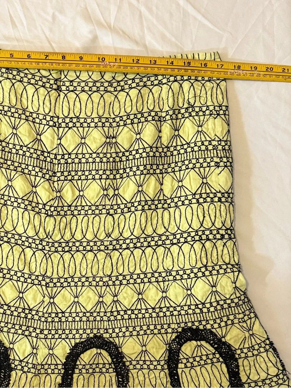 WD.NY Lime Green Y2K A-Line Skirt with Black Embroidery Size 14 (GG30)